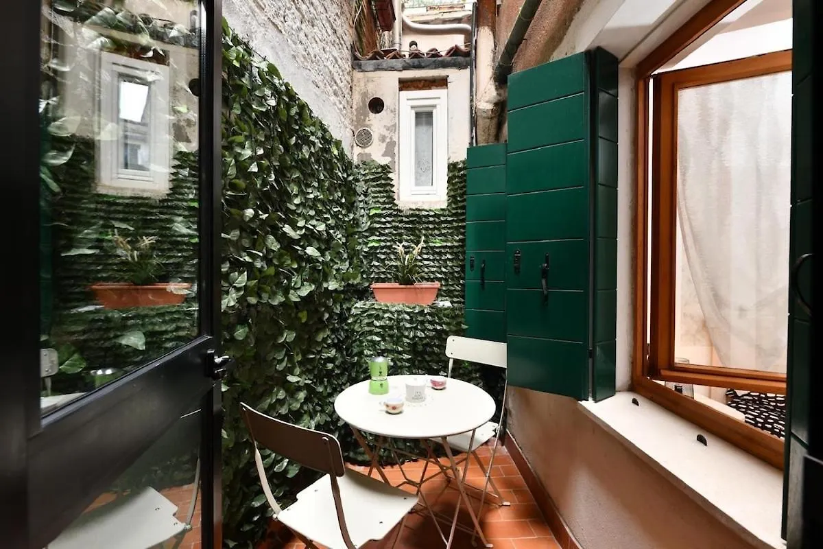 San Marco Wi-Fi Apartment Venice