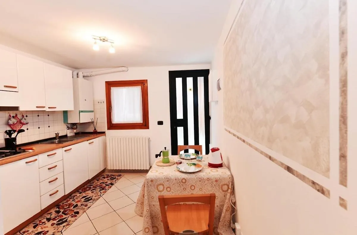 San Marco Wi-Fi Apartment Venice Italy